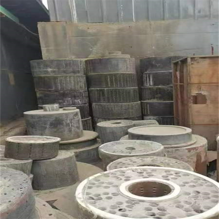 河北唐山上門(mén)回收廢石墨市場(chǎng)行情與金屬材料加工的關(guān)系探析